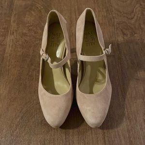Naturalizer Pink Suede Pumps